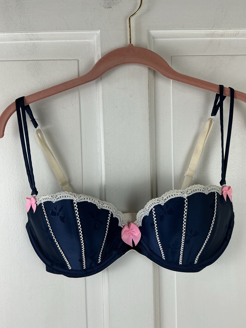 Victoria’s Secret sexy little thing balconette bra